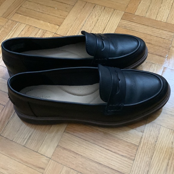 Clarks Women's Raisie Eletta Penny Loafers - Picture 4 of 5